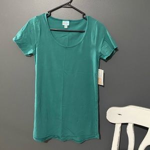 Lularoe Classic Tee
